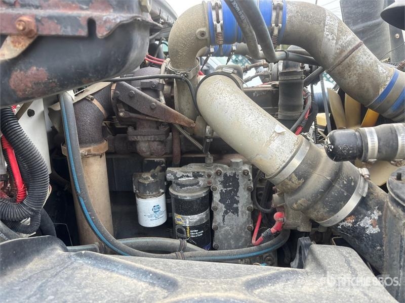 Freightliner FL80 4000 gal 6x4 Water Truck Water bowser