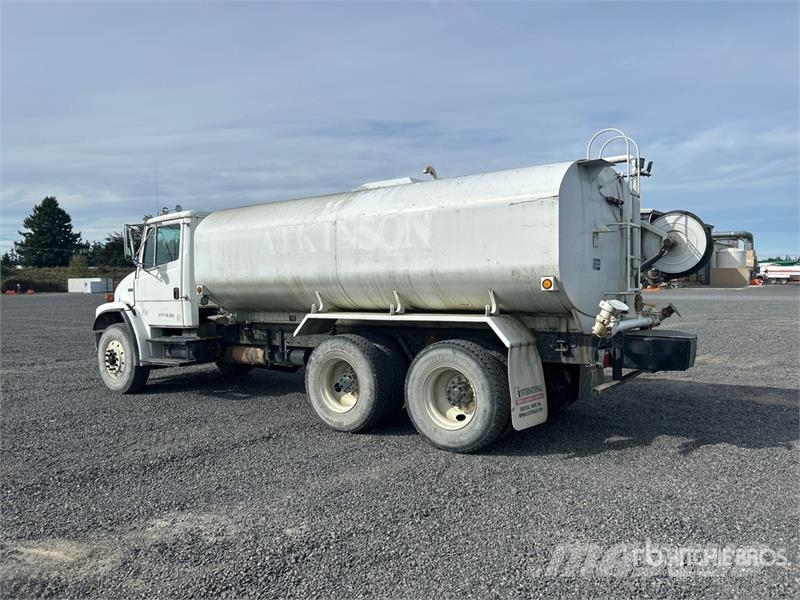Freightliner FL80 4000 gal 6x4 Water Truck Kamioni za vodu
