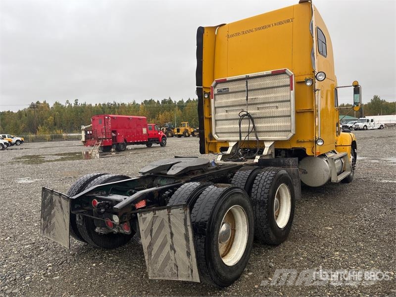 Freightliner FLD 112 Tegljači