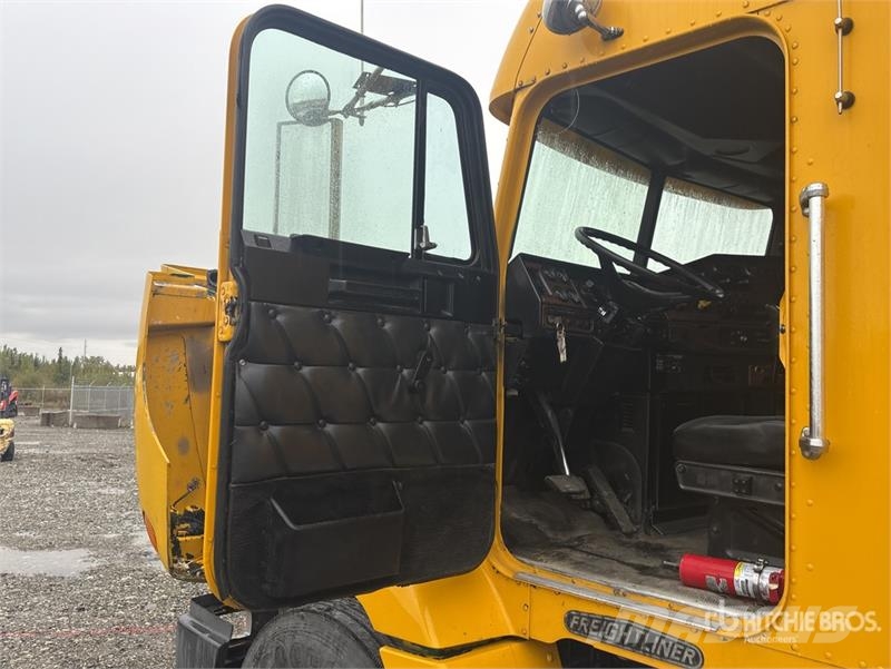Freightliner FLD 112 Tegljači