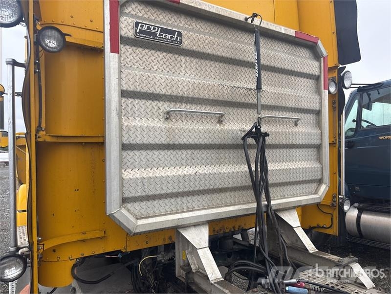 Freightliner FLD 112 Tegljači