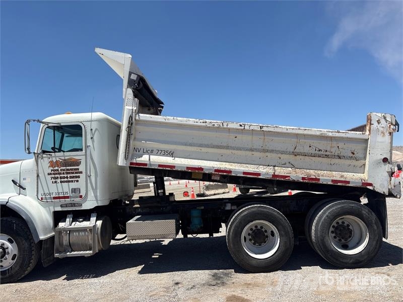 Freightliner FLD 112SD 6x4 T/A Dump Truck Pašizgāzējs