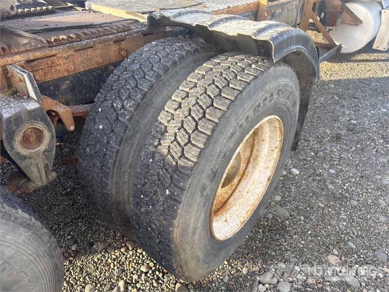 Freightliner FLD 120 Sattelzugmaschinen