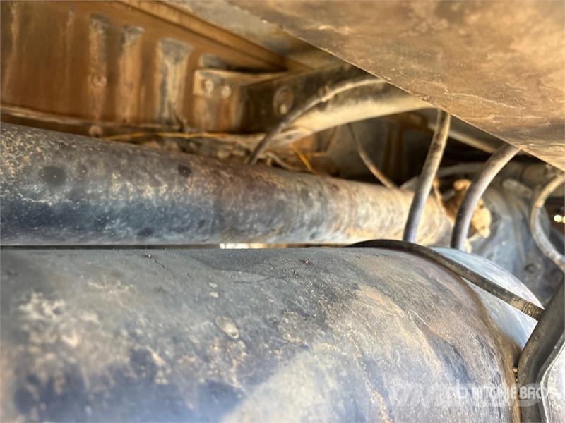 Freightliner FLD120 4000 gal 6x4 Water Truck (Inoperable) Camiones cisterna
