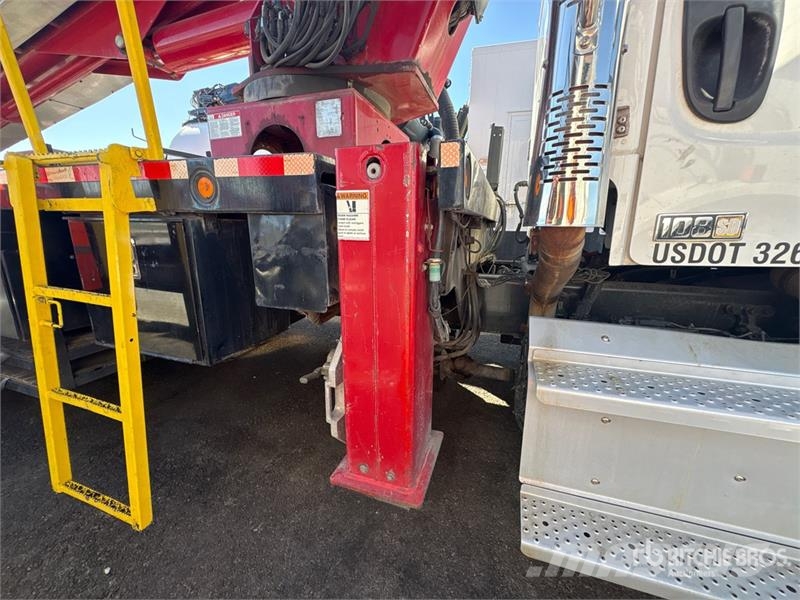 Freightliner H110F on  Freightliner 108SD 6x4 Boom Truck Truck mounted cranes