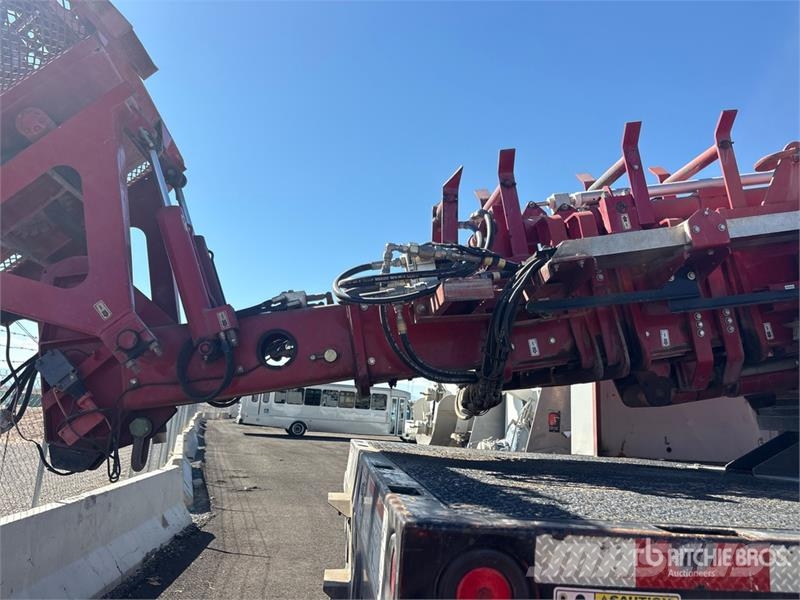 Freightliner H110F on  Freightliner 108SD 6x4 Boom Truck Truck mounted cranes