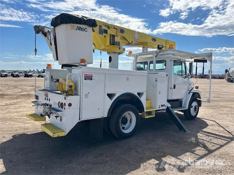 Freightliner L37MR 37 ft on Freightliner FL 70 4x2 Bucket Truck 트럭 탑재 고소작업대
