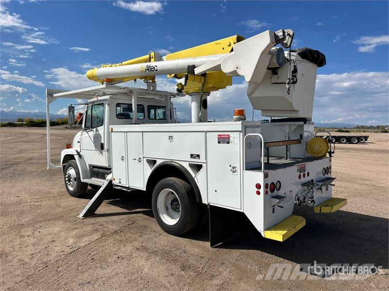 Freightliner L37MR 37 ft on Freightliner FL 70 4x2 Bucket Truck 트럭 탑재 고소작업대