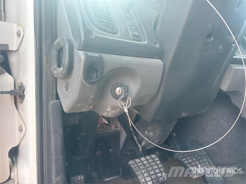 Freightliner M2 102 4x2 S/A Dump Truck Kiper kamioni