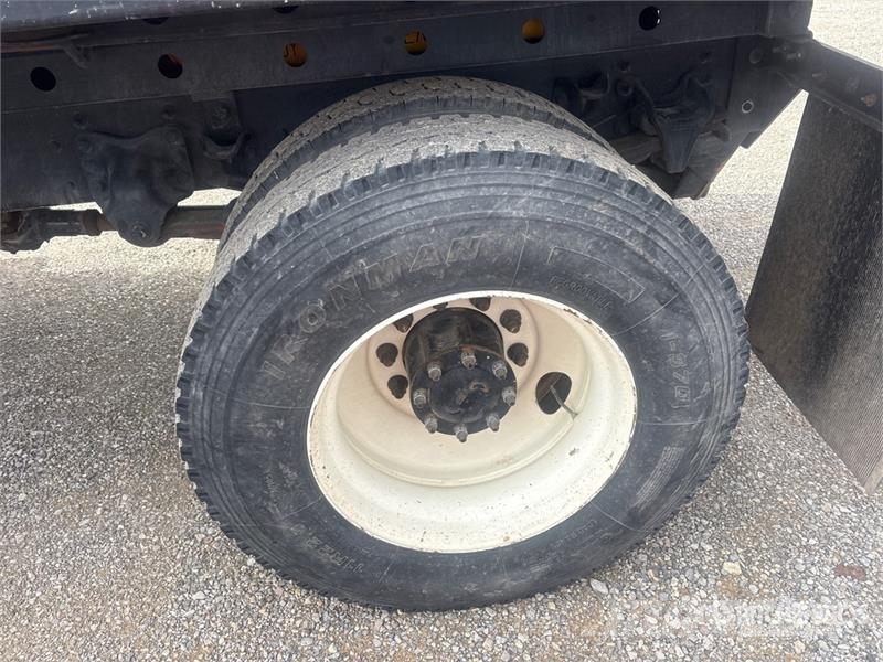 Freightliner M2 102 4x2 S/A Dump Truck Kiper kamioni