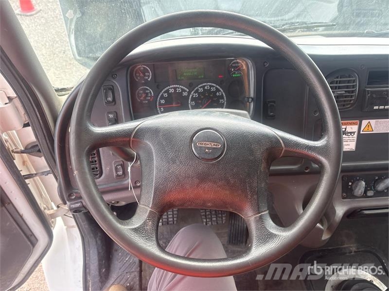 Freightliner M2 102 4x2 S/A Dump Truck Kiper kamioni
