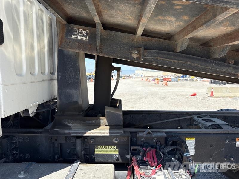 Freightliner M2 106 Kiper tovornjaki