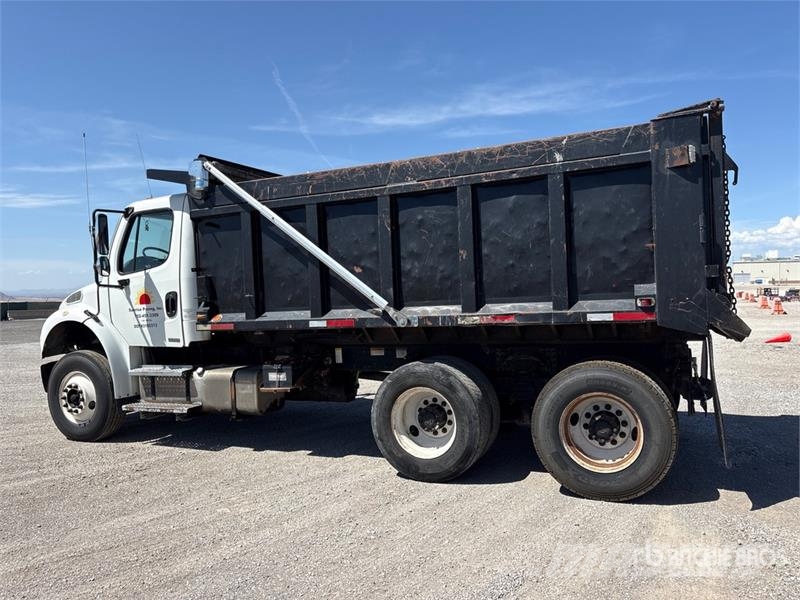 Freightliner M2 106 Kiper tovornjaki