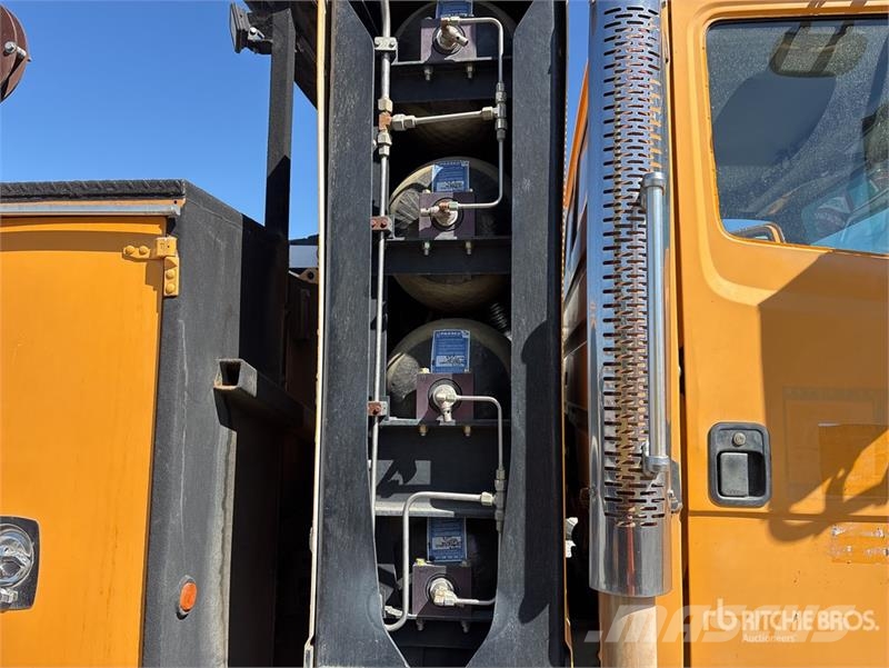 Freightliner M2 106 Kommunal-Sonderfahrzeuge