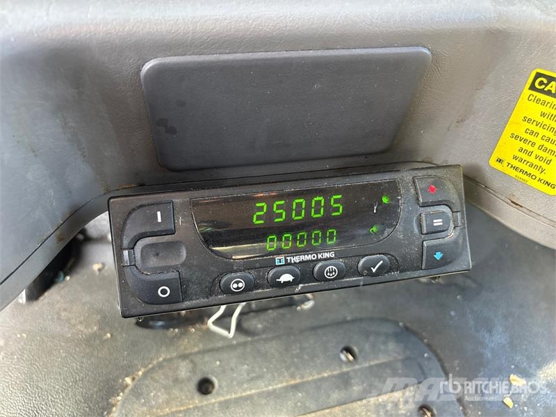 Freightliner M2 106 Kravas automašīnas - refrižeratori
