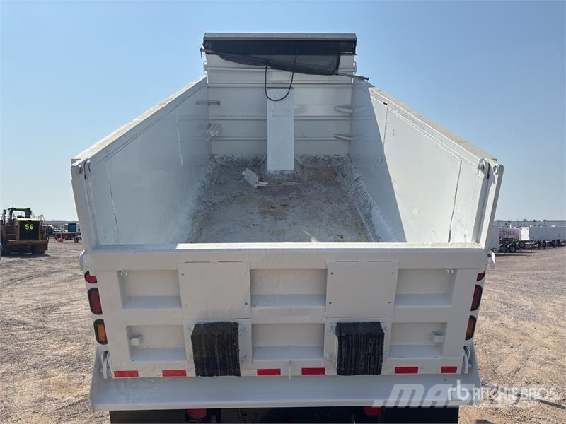 Freightliner M2 106 Kiper tovornjaki