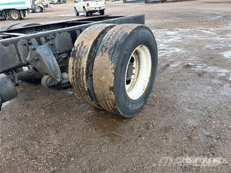 Freightliner M2 106 Kabine i unutrašnjost