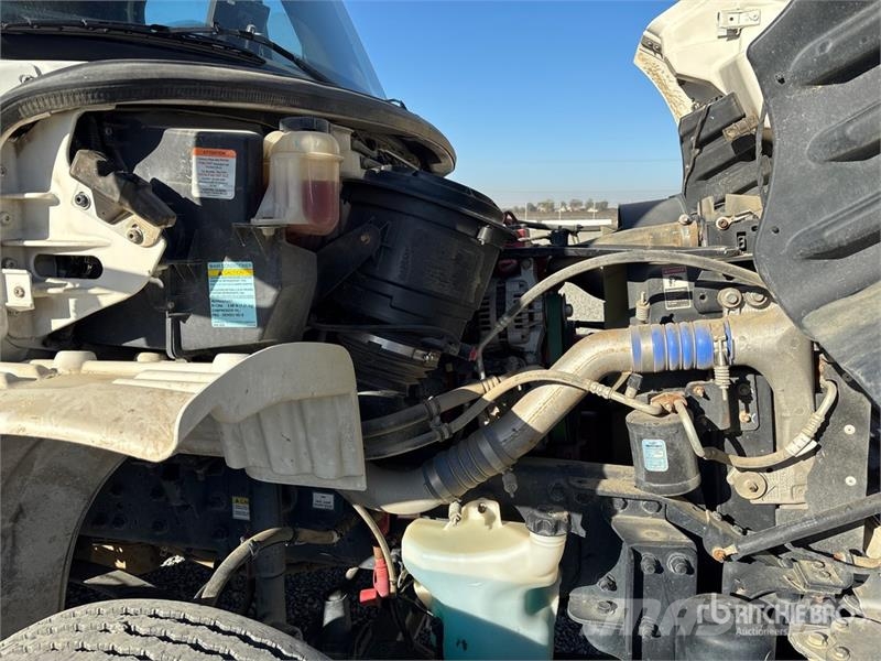 Freightliner M2 106 Pometalni stroji