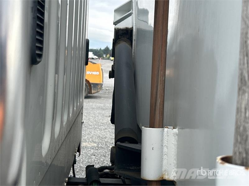 Freightliner M2 106 Camion balayeur