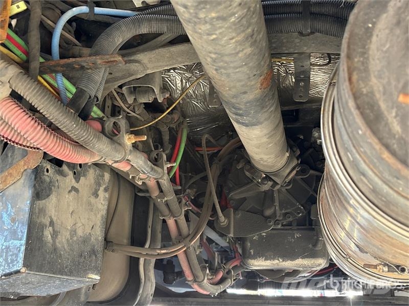 Freightliner M2 106 Kamioni sa otvorenim sandukom
