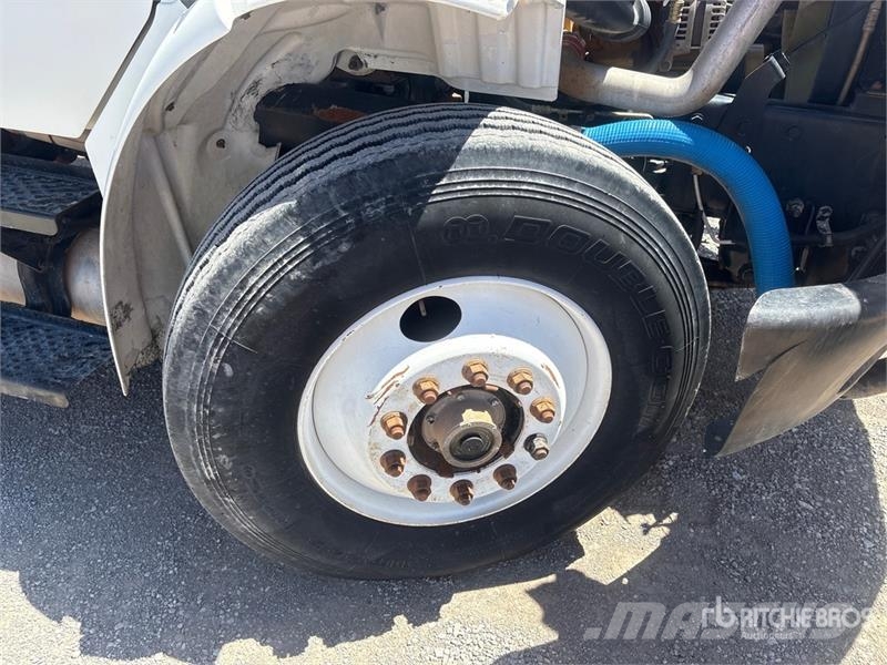 Freightliner M2 106 Kamioni za vodu