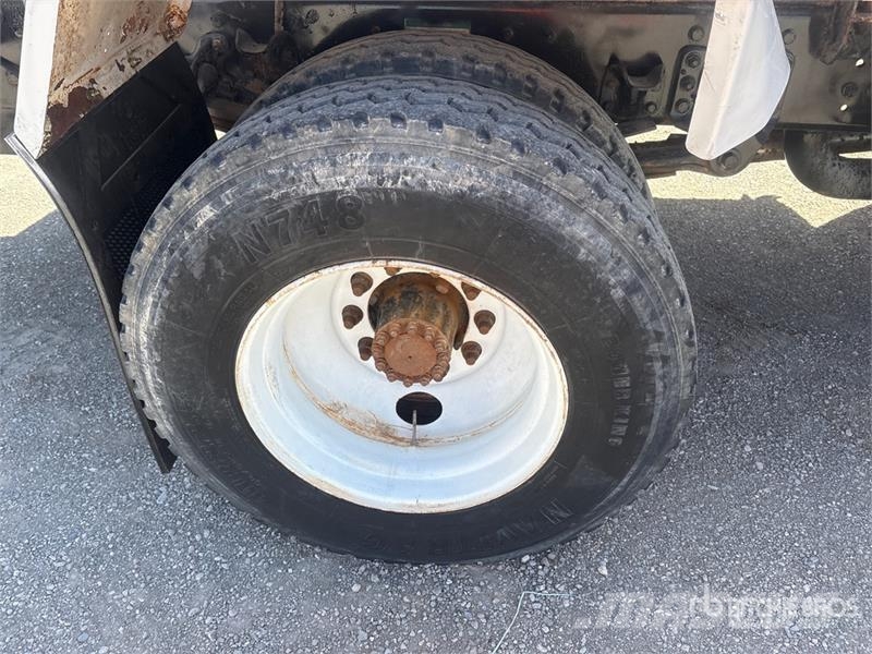 Freightliner M2 106 Kamioni za vodu