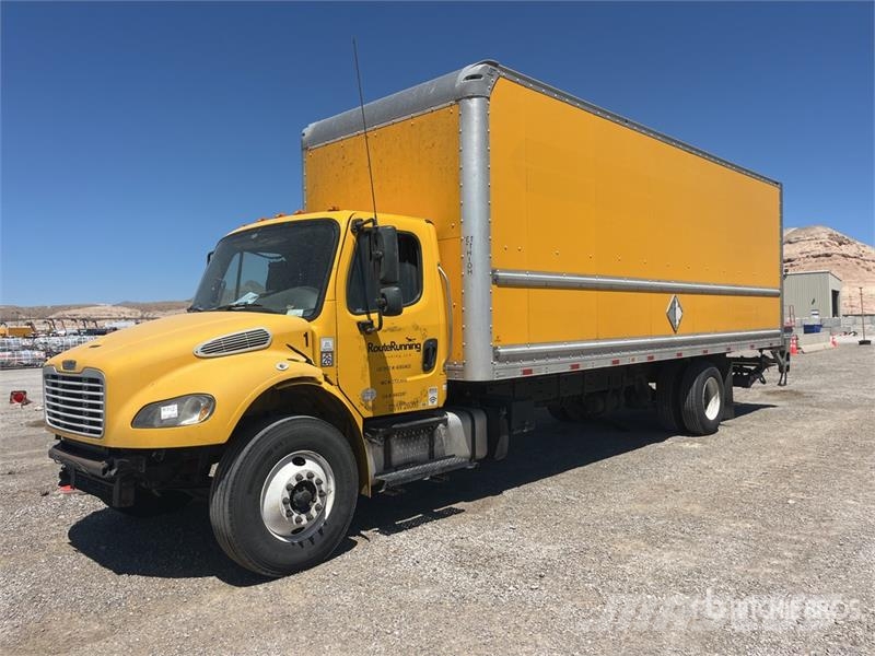 Freightliner M2 106 Camion Fourgon