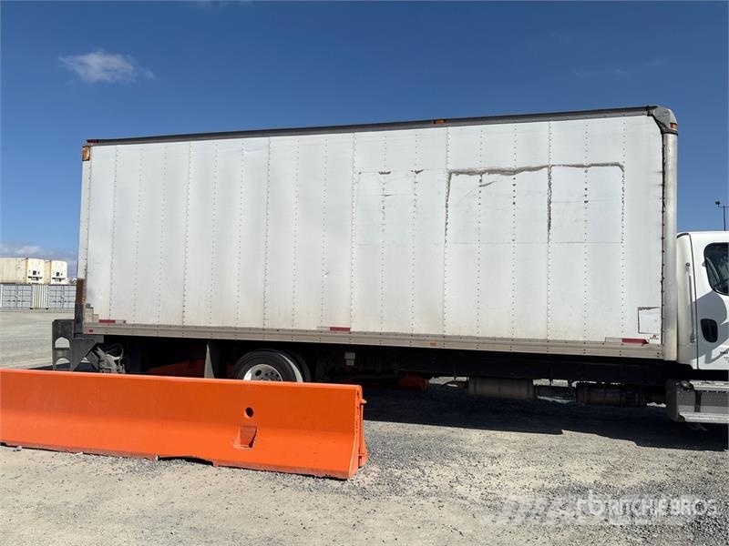 Freightliner M2 106 Furgons