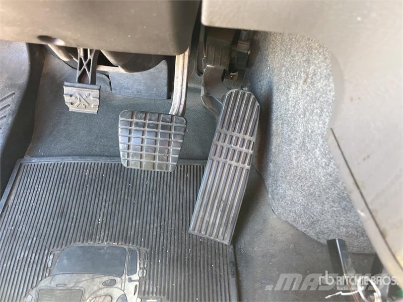 Freightliner M2 106 Tracteur routier