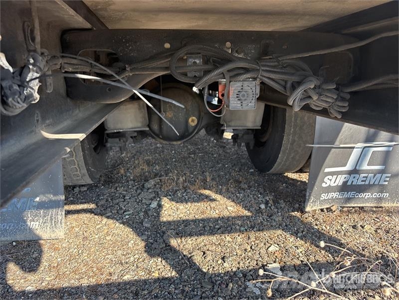 Freightliner M2 106 溫控卡車