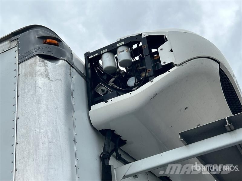 Freightliner M2 106 Kühlkoffer