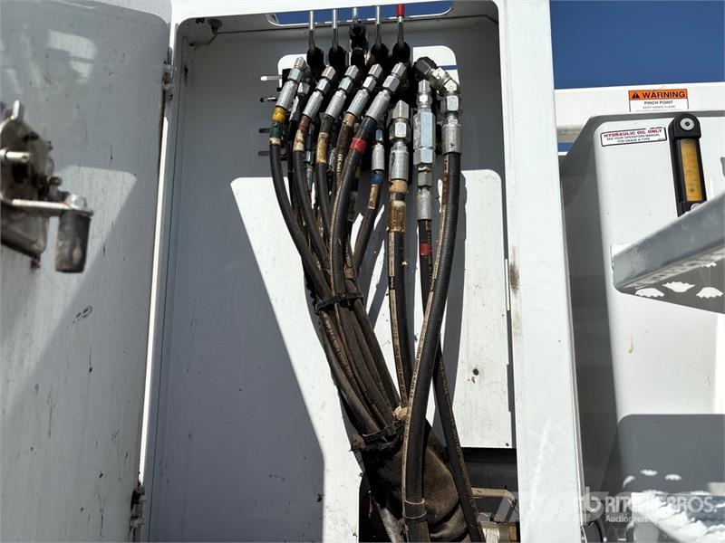 Freightliner M2 106 Εναέριες πλατφόρμες τοποθετημένες σε φορτηγό