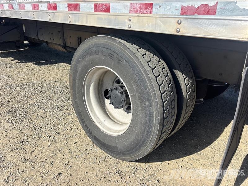 Freightliner M2 106 Kravas automašīnas - refrižeratori