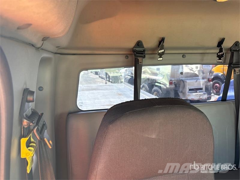 Freightliner M2 106 Recovery vehicles