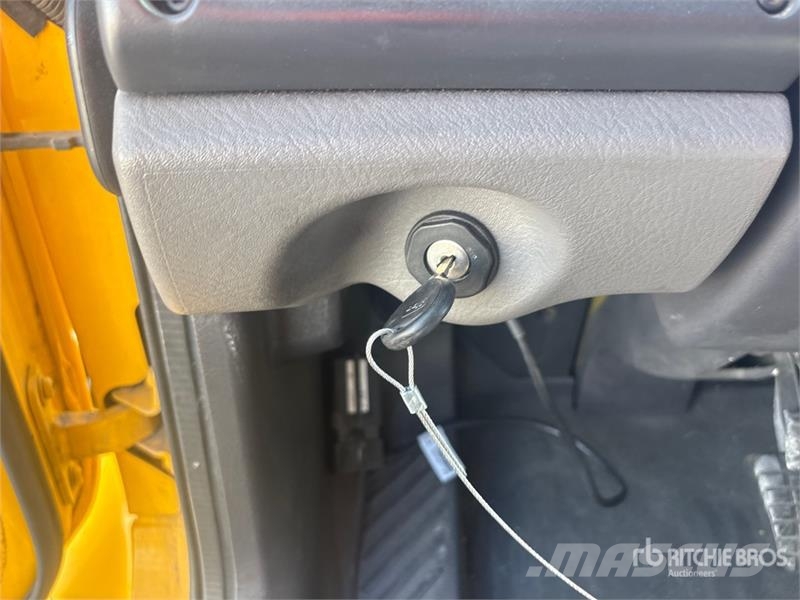 Freightliner M2 106 Camion Fourgon