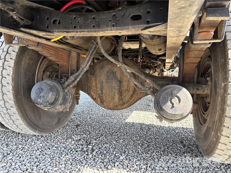 Freightliner M2 106 Εναέριες πλατφόρμες τοποθετημένες σε φορτηγό