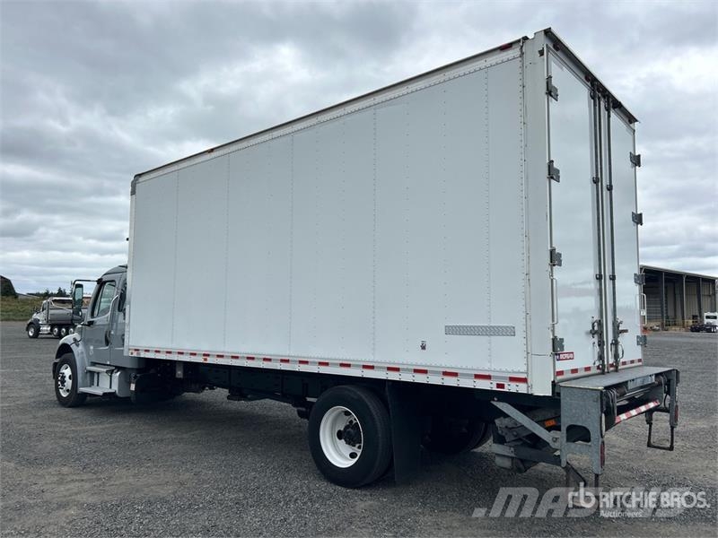Freightliner M2 106 Kühlkoffer
