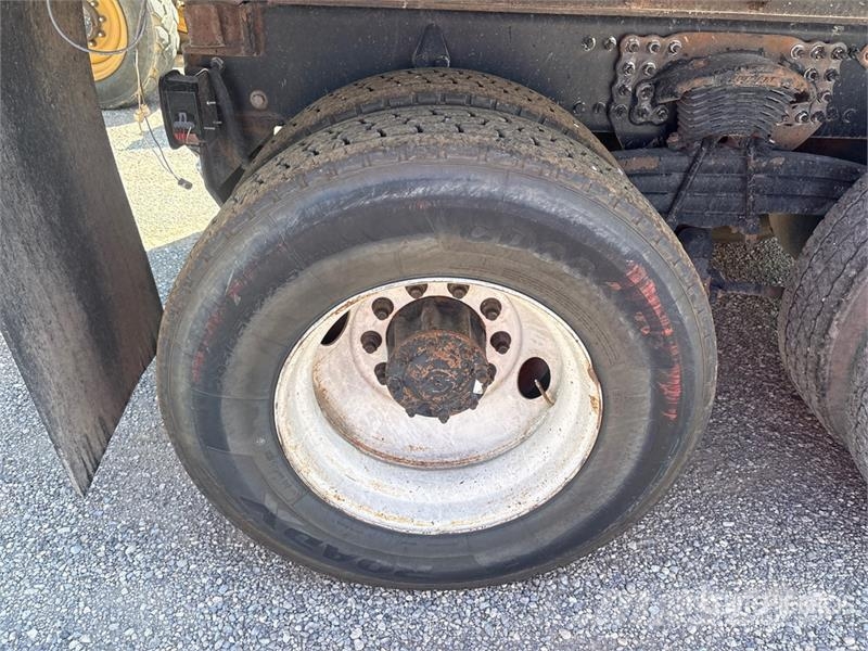 Freightliner M2 106 Kiper tovornjaki