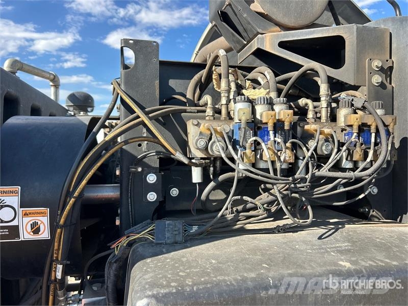 Freightliner M2 106 Pometalni stroji