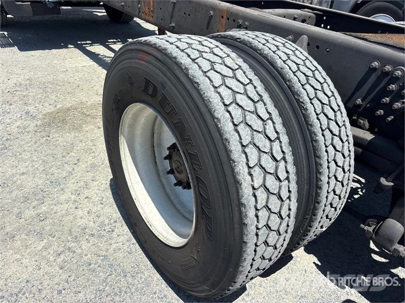 Freightliner M2 106 Cabinas
