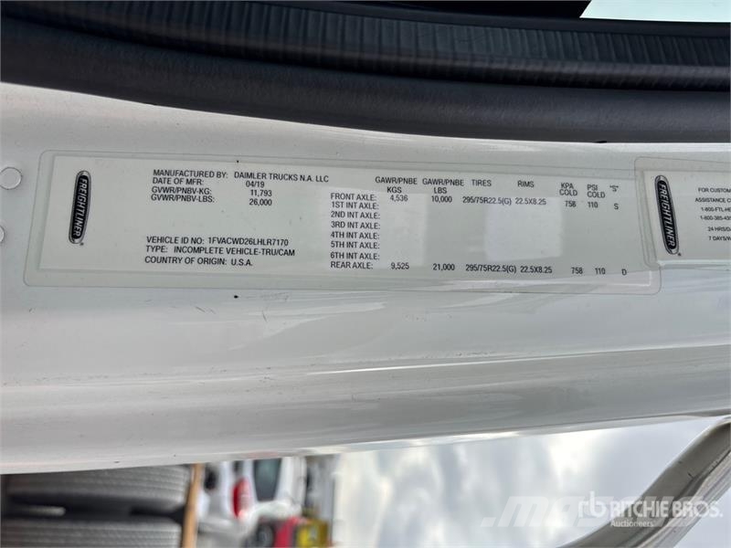 Freightliner M2 106 캐빈 및 인테리어