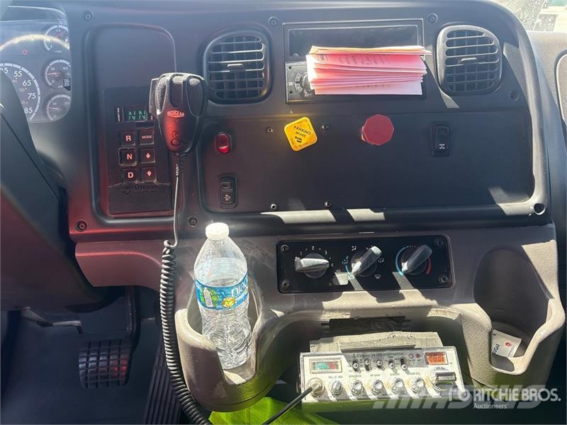Freightliner M2 106 Kiper tovornjaki