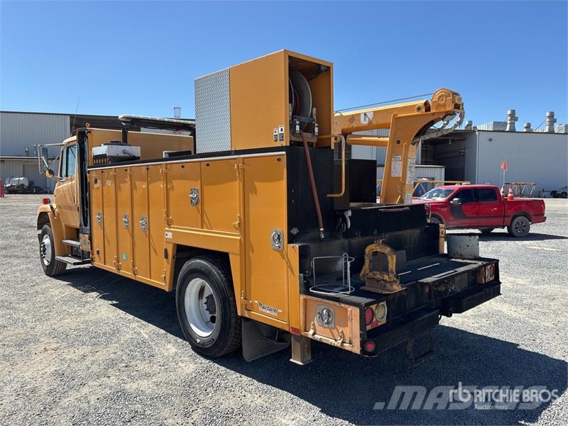 Freightliner M2 106 Kommunal-Sonderfahrzeuge