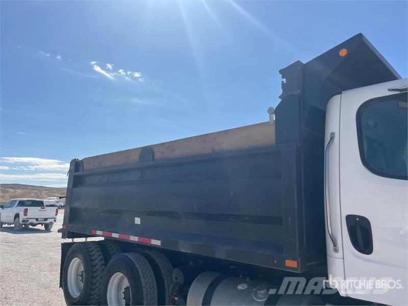 Freightliner M2 106 Kiper kamioni