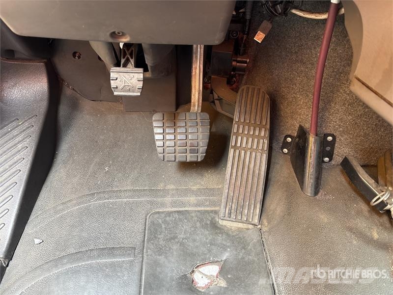 Freightliner M2 106 شاحنات بدرجة حرارة قابلة للضبط