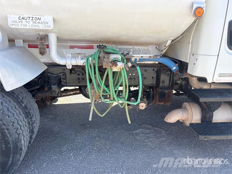 Freightliner M2 106 Kamioni za vodu