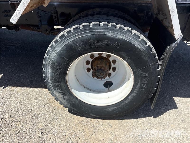 Freightliner M2 106 Kamioni za vodu