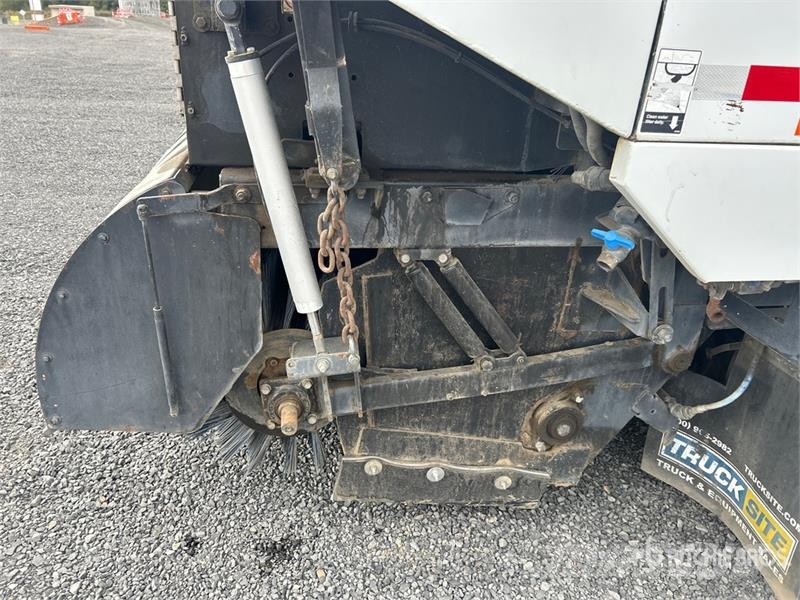 Freightliner M2 106 Camion balayeur