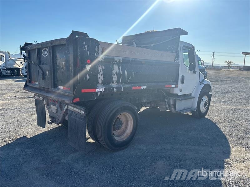Freightliner M2 106 Kiper tovornjaki