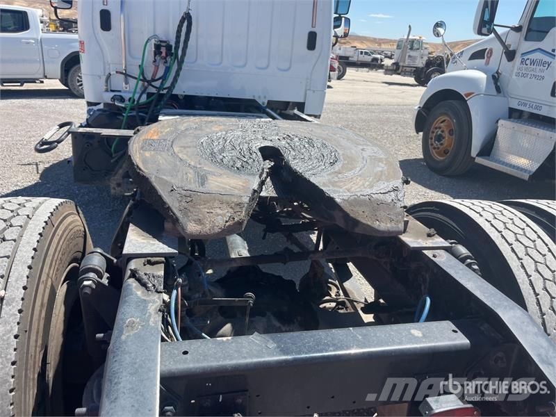 Freightliner M2 106 Tracteur routier